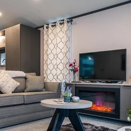 بيت خشبي Jjs Lakewood *