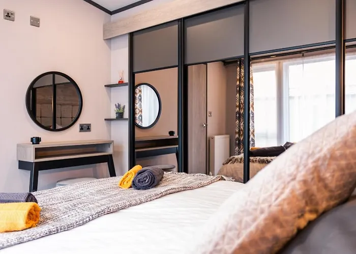 Jjs Lakewood * 요크