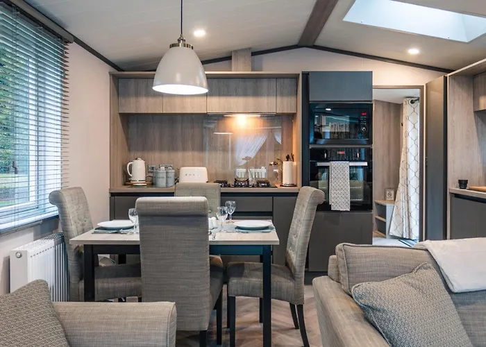 Jjs Lakewood Lodge York