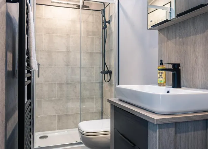 Jjs Lakewood Lodge York